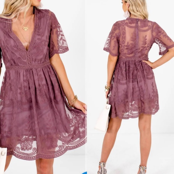 Bella Ella Boutique Dresses & Skirts - Bella Ella Boutique Lace Mauve Dress Women’s XL